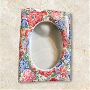 Floral ceramic picture frame 
No chips  made in Japan